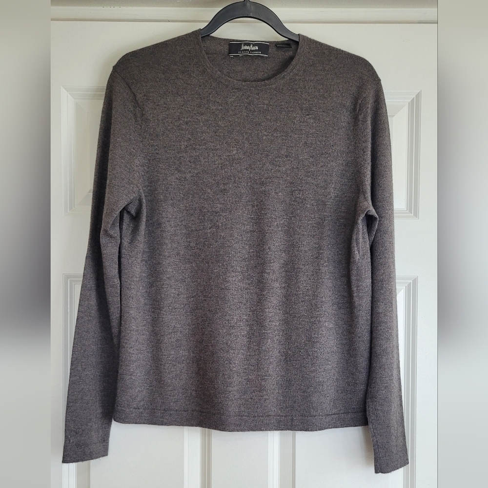 Neiman Marcus Heather Brown Cashmere Crewneck Sweater - Size S
